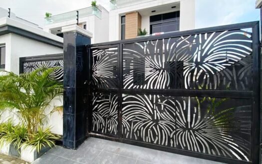 5-Bedroom Semi-Detached Duplex in Orchid for Sale